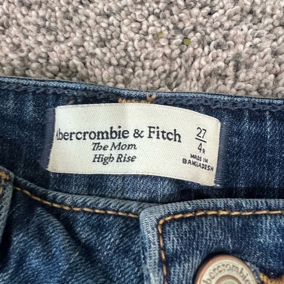 Abercrombie & Fitch Women’s High Rise Mom Jeans Size 27 US 4R - Picture 2 of 10